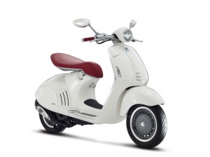 2013-Vespa-946-White-Front-Right