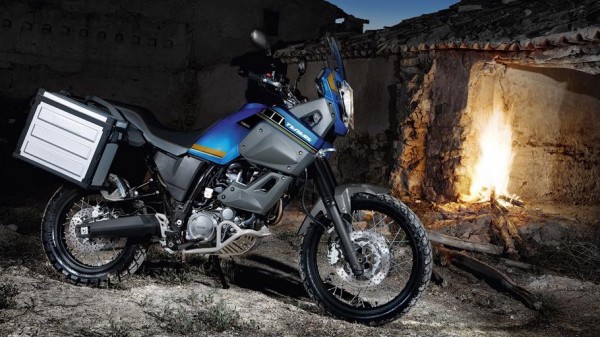 2014-Yamaha-XT660Z-Tenere-EU-Yamaha-Blue-Static-001