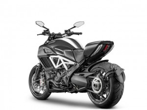 1-1-Diavel 001