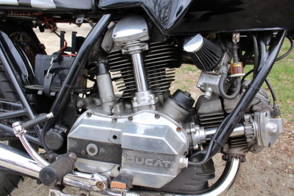 1-Ducati engine
