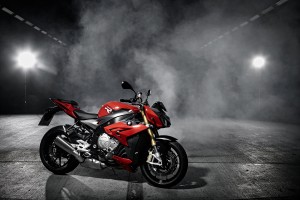 S1000R right side smoke