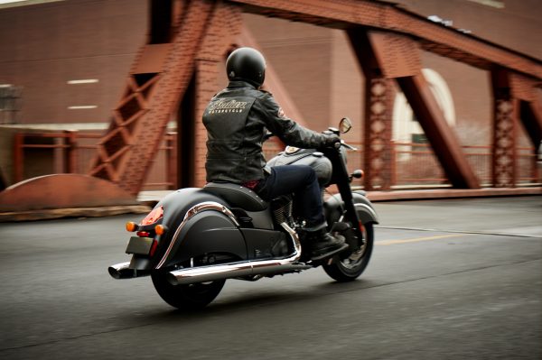 Indian Chief Dark Horse - right rear - 2016