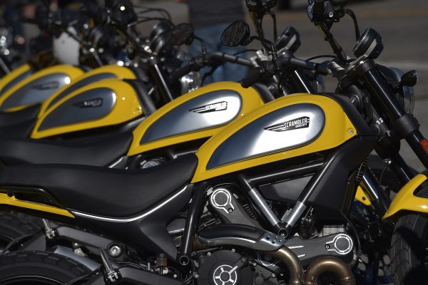 Ducati_Scrambler_tanks