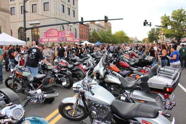 Bikes and crowd - 3