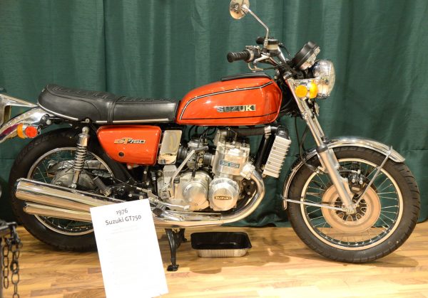 Suzuki GT750