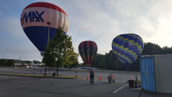 Hot air balloons - tight