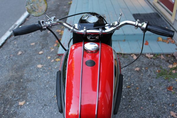 bsa-tank-and-handlebars